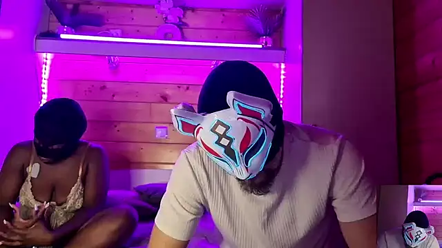 HairyEbonyCoupleliveporn online show from 03.18.26