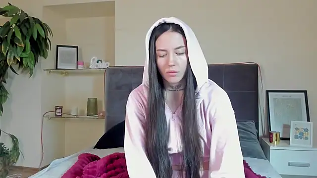 AdrianaCult online show from 02.09.26