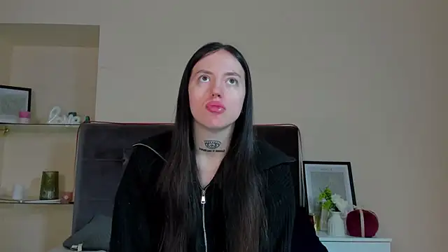 AdrianaCult online show from 03.09.26