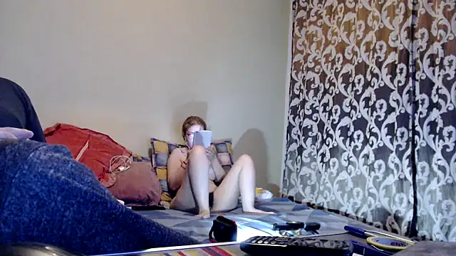 Snapshot of yunis32 chatting on 03.11.25 yunis32 online show from 03.11.25