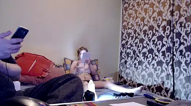 Snapshot of yunis32 chatting on 03.11.25 yunis32 online show from 03.11.25