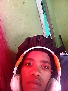 Bella Lotty online show from 12.15.25