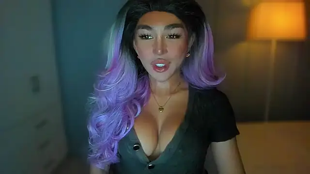 Snapshot of mxshemale_ladyboy chatting on 12.13.24 mxshemale ladyboy online show from 12.13.24