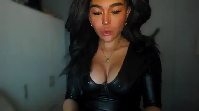 Snapshot of mxshemale_ladyboy chatting on 12.26.24 mxshemale ladyboy online show from 12.26.24
