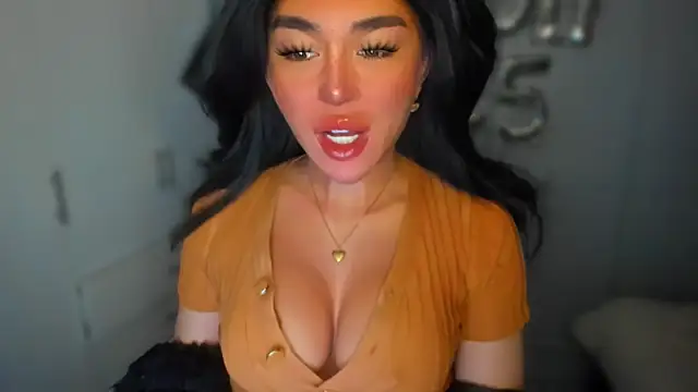 Snapshot of mxshemale_ladyboy chatting on 01.02.25 mxshemale ladyboy online show from 01.02.25
