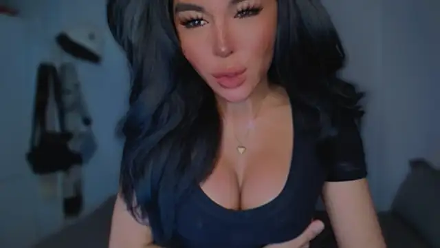 Snapshot of mxshemale_ladyboy chatting on 03.15.25 mxshemale ladyboy online show from 03.15.25