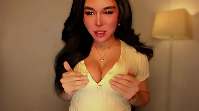 Snapshot of mxshemale_ladyboy chatting on 09.17.25 mxshemale ladyboy online show from 09.17.25