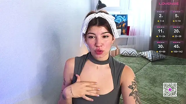 Snapshot of BlushKira chatting on 01.08.26 BlushKira online show from 01.08.26