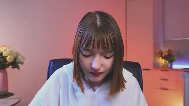 Leyla crsh online show from 04.23.26