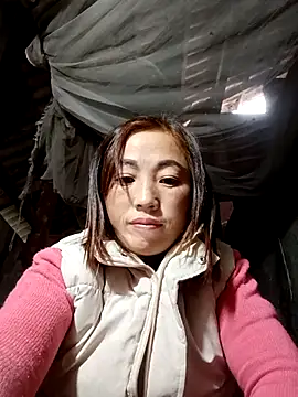 Snapshot of seacyre chatting on 01.13.26 seacyre online show from 01.13.26