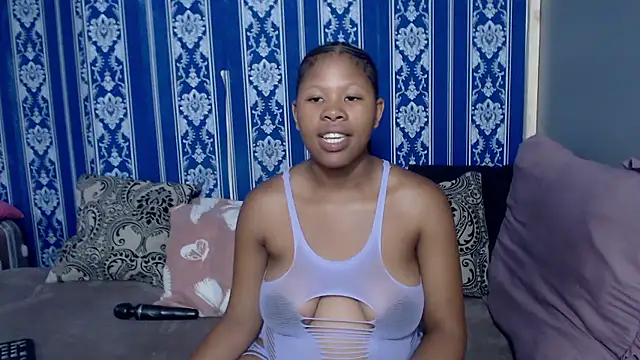 TemptingCloeXx online show from 01.11.26