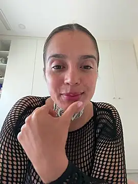 Snapshot of lara_beker chatting on 05.04.26 lara beker online show from 05.04.26