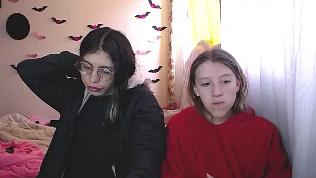 Snapshot of Briar_y_Blair chatting on 01.16.26 Briar y Blair online show from 01.16.26