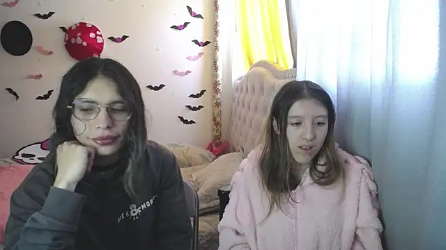 Snapshot of Briar_y_Blair chatting on 03.14.26 Briar y Blair online show from 03.14.26