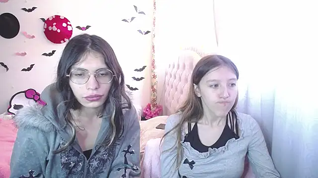 Snapshot of Briar_y_Blair chatting on 03.16.26 Briar y Blair online show from 03.16.26