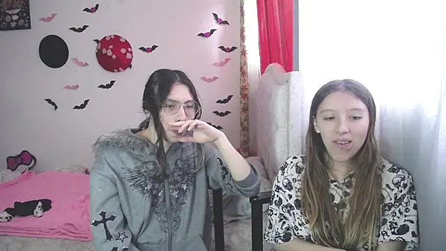 Snapshot of Briar_y_Blair chatting on 03.24.26 Briar y Blair online show from 03.24.26