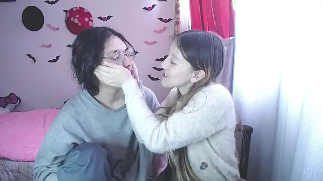 Snapshot of Briar_y_Blair chatting on 03.27.26 Briar y Blair online show from 03.27.26