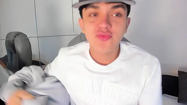  TaylorBlack online show from 05.01.26