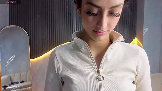 Snapshot of Tifany_Tx chatting on 06.25.26 Tifany Tx online show from 06.25.26