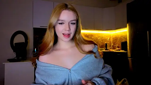 Snapshot of my_liss chatting on 01.10.26 my liss online show from 01.10.26