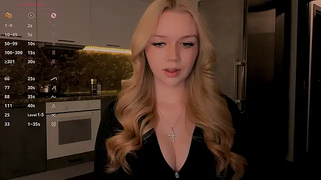 Snapshot of my_liss chatting on 04.13.26 my liss online show from 04.13.26