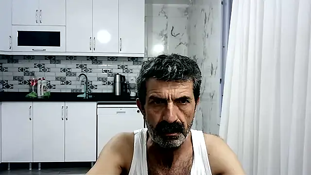 Snapshot of kobra21turki chatting on 06.04.26 kobra21turki online show from 06.04.26