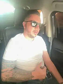 Diegohernan17 online show from 06.19.26