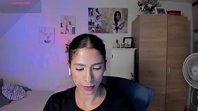 Snapshot of VEROSlen- chatting on 05.15.26 VEROSlen- online show from 05.15.26