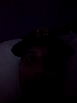 Snapshot of SmudgingHaunch chatting on 12.17.25 SmudgingHaunch online show from 12.17.25