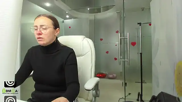 missdominna online show from 04.22.26