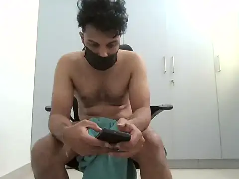 Snapshot of nihal4uuu chatting on 02.08.26 nihal4uuu online show from 02.08.26