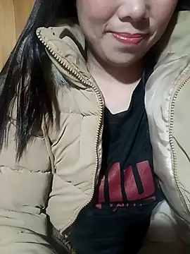 Snapshot of Chloe-ee chatting on 01.15.26 Chloe-ee online show from 01.15.26