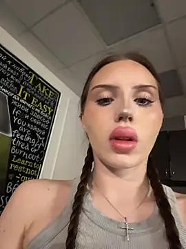 Snapshot of EfiMeyer chatting on 01.10.26 EfiMeyer online show from 01.10.26