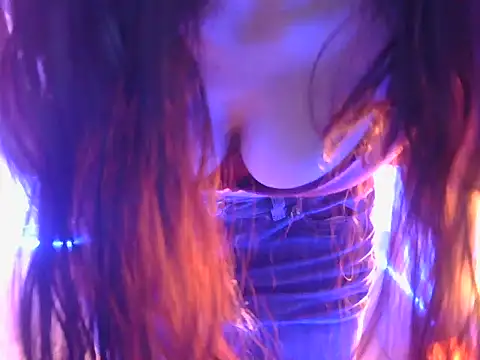 Snapshot of miss_ragni chatting on 12.19.25 miss ragni online show from 12.19.25