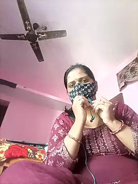 Snapshot of DIRTY-MOMS chatting on 02.23.26 DIRTY-MOMS online show from 02.23.26