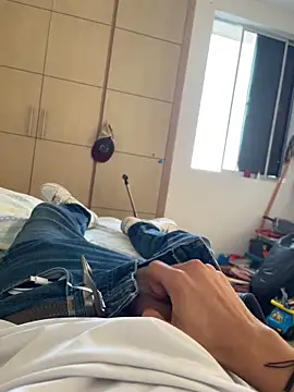 Snapshot of HotWhisper22 chatting on 02.12.26 HotWhisper22 online show from 02.12.26