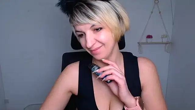 Lana Foxyy online show from 02.08.26