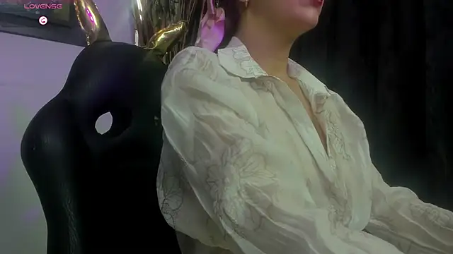 kyra jeet online show from 02.16.26