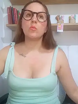 SofiEsteves online show from 02.09.26