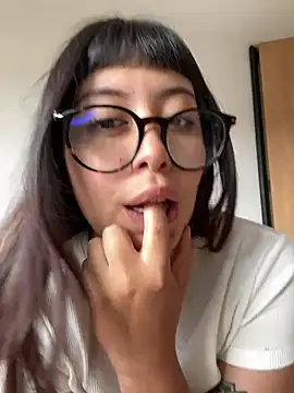 justmariee online show from 05.12.26
