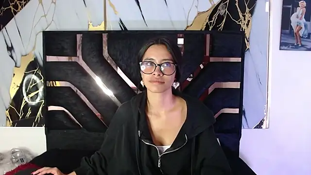 Snapshot of miamooncs chatting on 01.14.26 miamooncs online show from 01.14.26