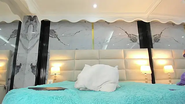 VictoriaKyros online show from 04.09.26