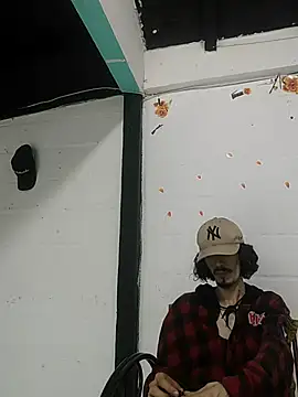 sk8-boy online show from 05.14.26