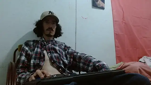 sk8-boy online show from 06.13.26