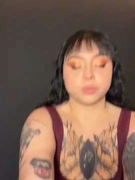 Snapshot of Saarada chatting on 01.16.26 Saarada online show from 01.16.26