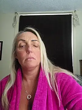 theblondecocklover online show from 05.03.26