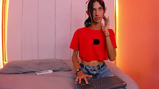 Snapshot of Sunny_OS chatting on 01.13.26 Sunny OS online show from 01.13.26