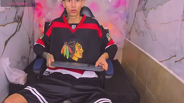 Daniel Deluc77 online show from 01.18.26