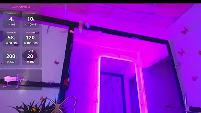 Snapshot of Koral_10 chatting on 01.08.26 Koral 10 online show from 01.08.26