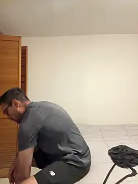 AdrianGarcia89 online show from 05.10.26